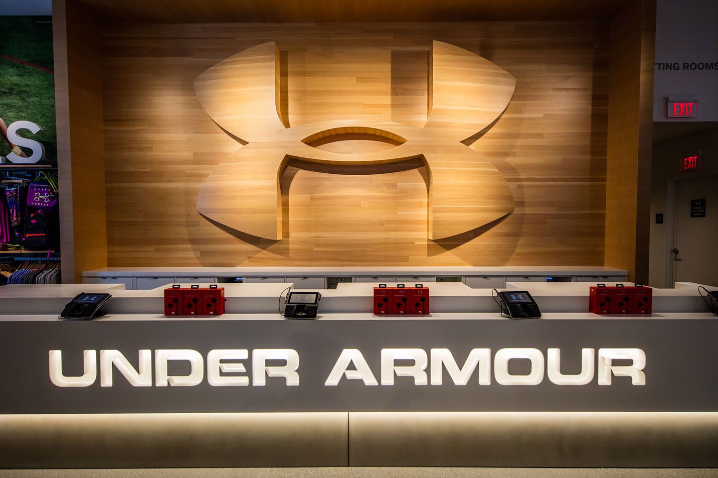 under armour stores worldwide